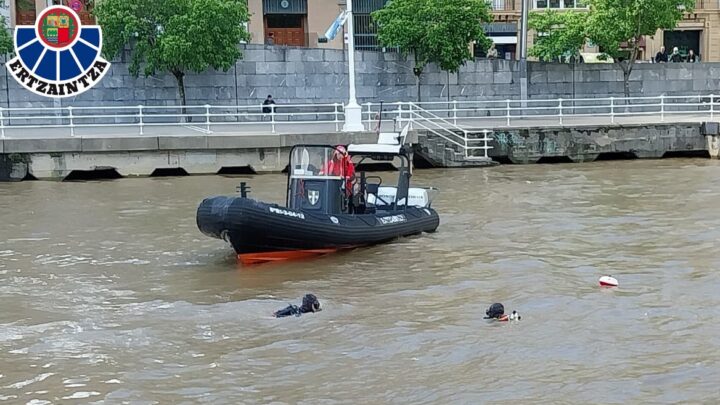 Recuperado el cuerpo sin vida de una mujer en la ría de Bilbao