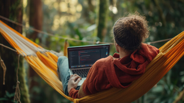 Vibe Coding: la tendencia que permite programar a cualquiera