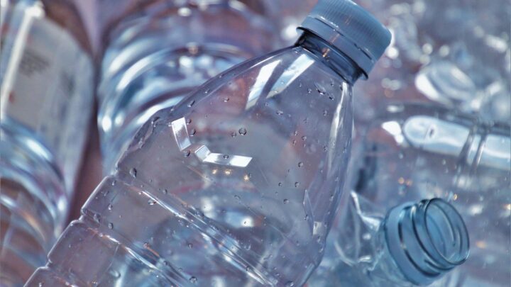 ¿Retornarán los bilbaínos al súper los envases a cambio de unos céntimos? Europa activa las nuevas reglas