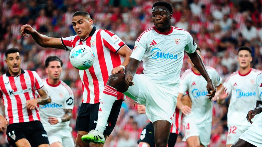 El Sevilla castiga al Athletic y amarga el estreno de Terzic