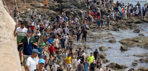 OEE llama a manifestarse contra los mensajes xenófobos en Ceuta: «El panorama está muy, muy tenso. Es un polvorín»