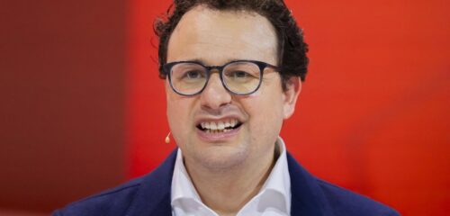 ¿Peligro real o estrategia? La intrahistoria tras el debate de pausar la IA