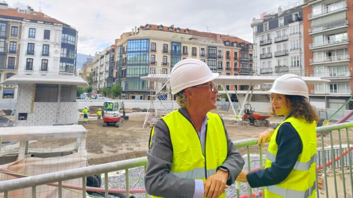 El nuevo parking del Ensanche apuesta por la movilidad inteligente y una plaza más verde y accesible
