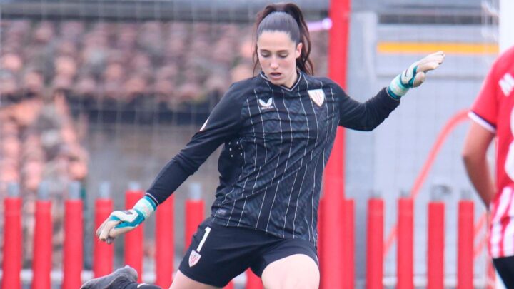 Eunate Astralaga: «Hay una competencia muy sana en la portería y nos hacemos mejores la una a la otra»
