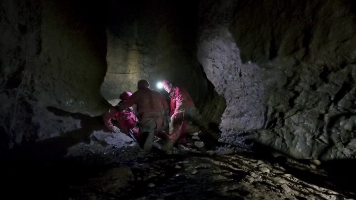 80 personas y 190 metros de profundidad: el gran simulacro de rescate que prepara Karrantza