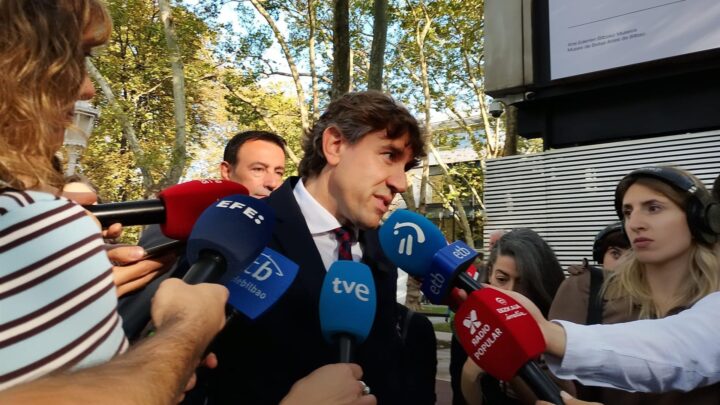 Andueza dice que «se abre una gran ventana de oportunidad» y espera que PSOE vuelva a ser primera fuerza en Euskadi