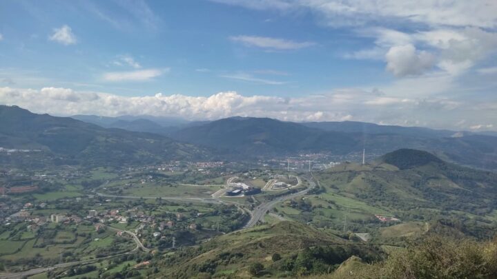 El tiempo este martes en Bizkaia: nubes y claros con posibilidad de chubascos por la tarde