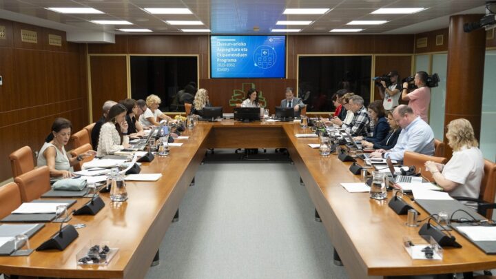 Osakidetza prepara una OPE de difícil cobertura para 2027