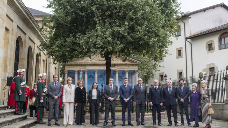 Gernika homenajea al primer Gobierno Vasco 90 años después