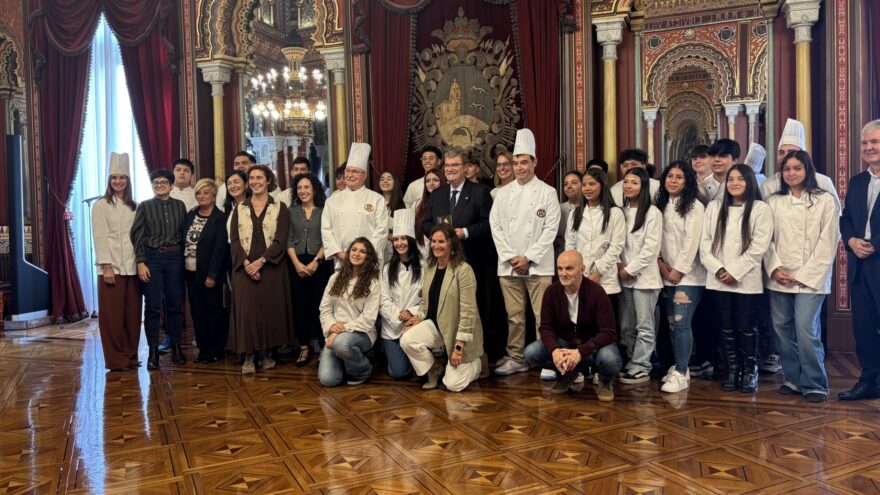 Ayuntamiento de Bilbao y el sector pastelero renuevan su cita anual con la tradición de la tarta Begoña
