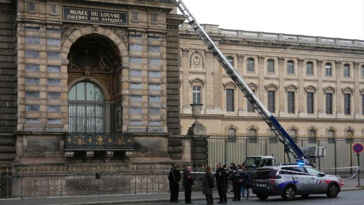 Un año después del ‘robo del siglo’, las joyas del Louvre podrían haber sido fundidas: «Espero equivocarme»