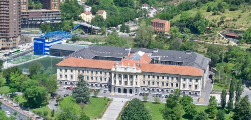 La Universidad de Deusto cierra el campus por la visita de Vito Quiles