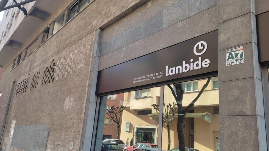 El paro sube en Euskadi en 1.700 personas