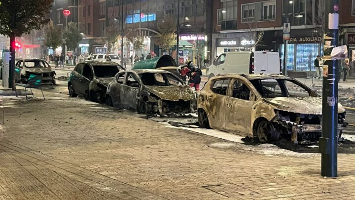 La imagen que dejó una noche de disturbios en Bilbao
